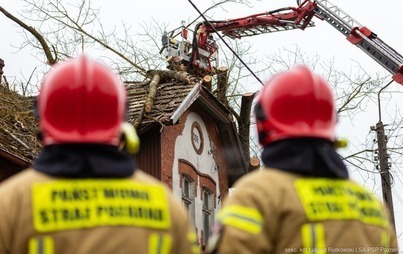 pomoc,straż,wichura,