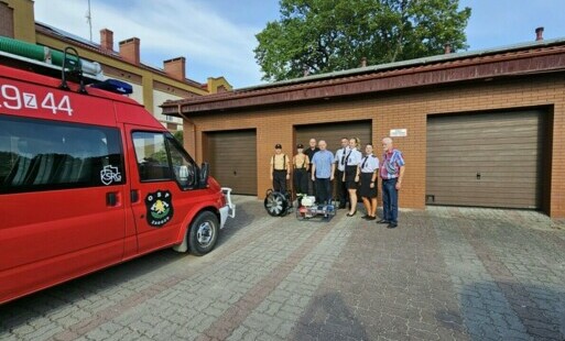 Zdjęcie do Specjalistyczny sprzęt strażacki trafił do ochotniczych OSP działających na terenie naszej gminy