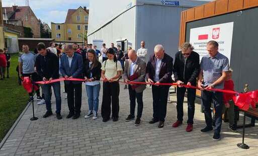 Zdjęcie do Nowy obiekt sportowy przy ul. Dworcowej oficjalnie otwarty